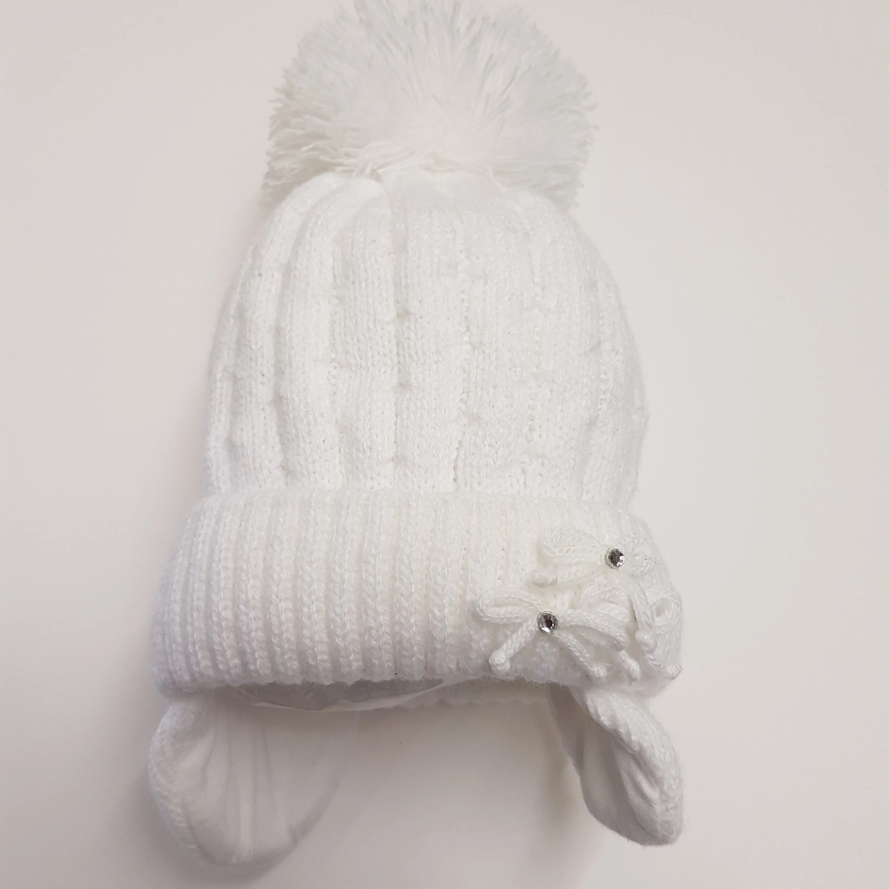 Baby pom hat