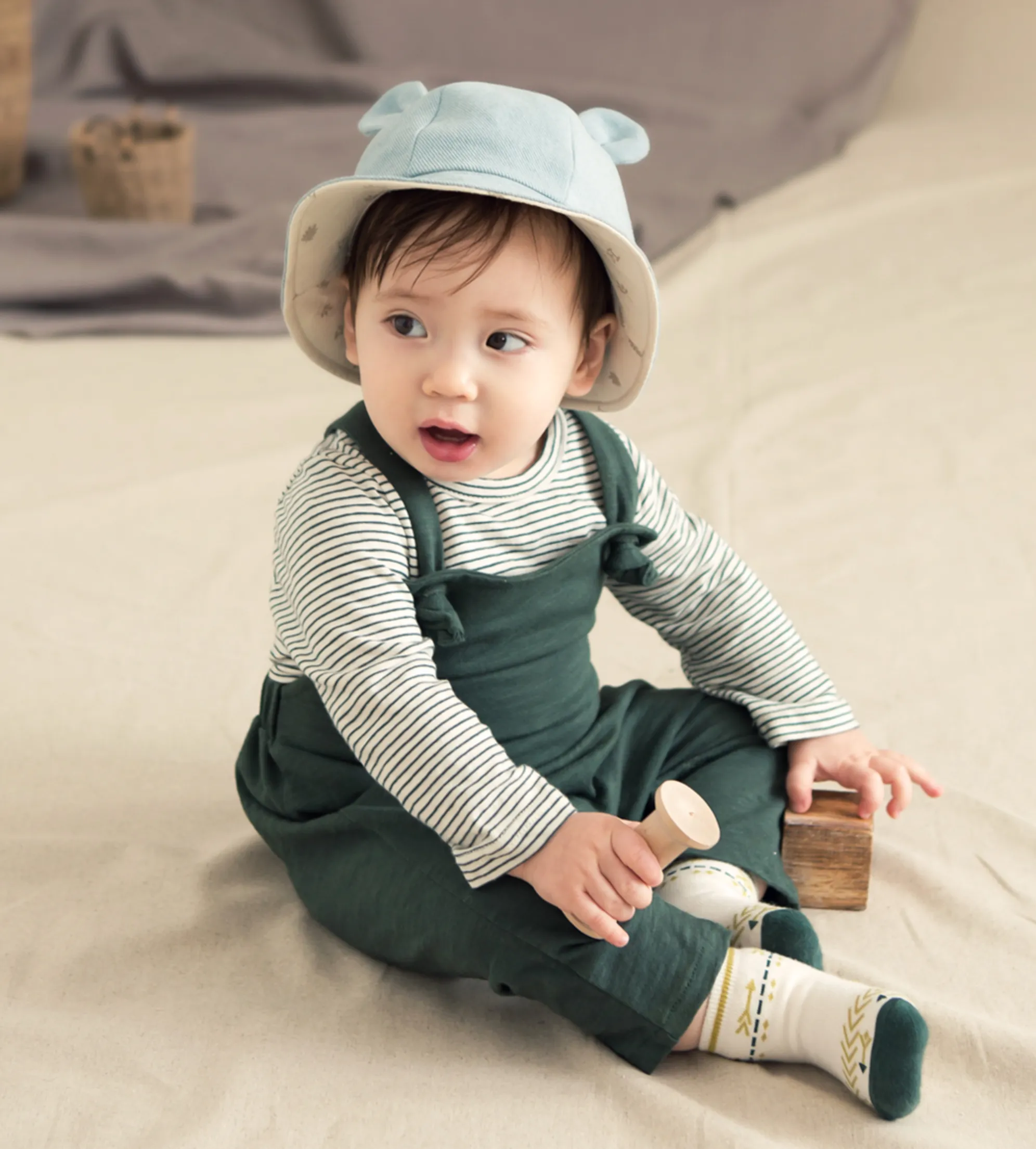 Evergreen Stripe Tee & Overall Set