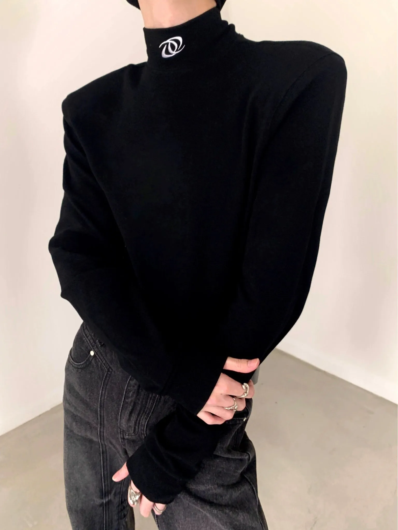 Half Turtleneck Long Sleeve T-Shirt AUW0011