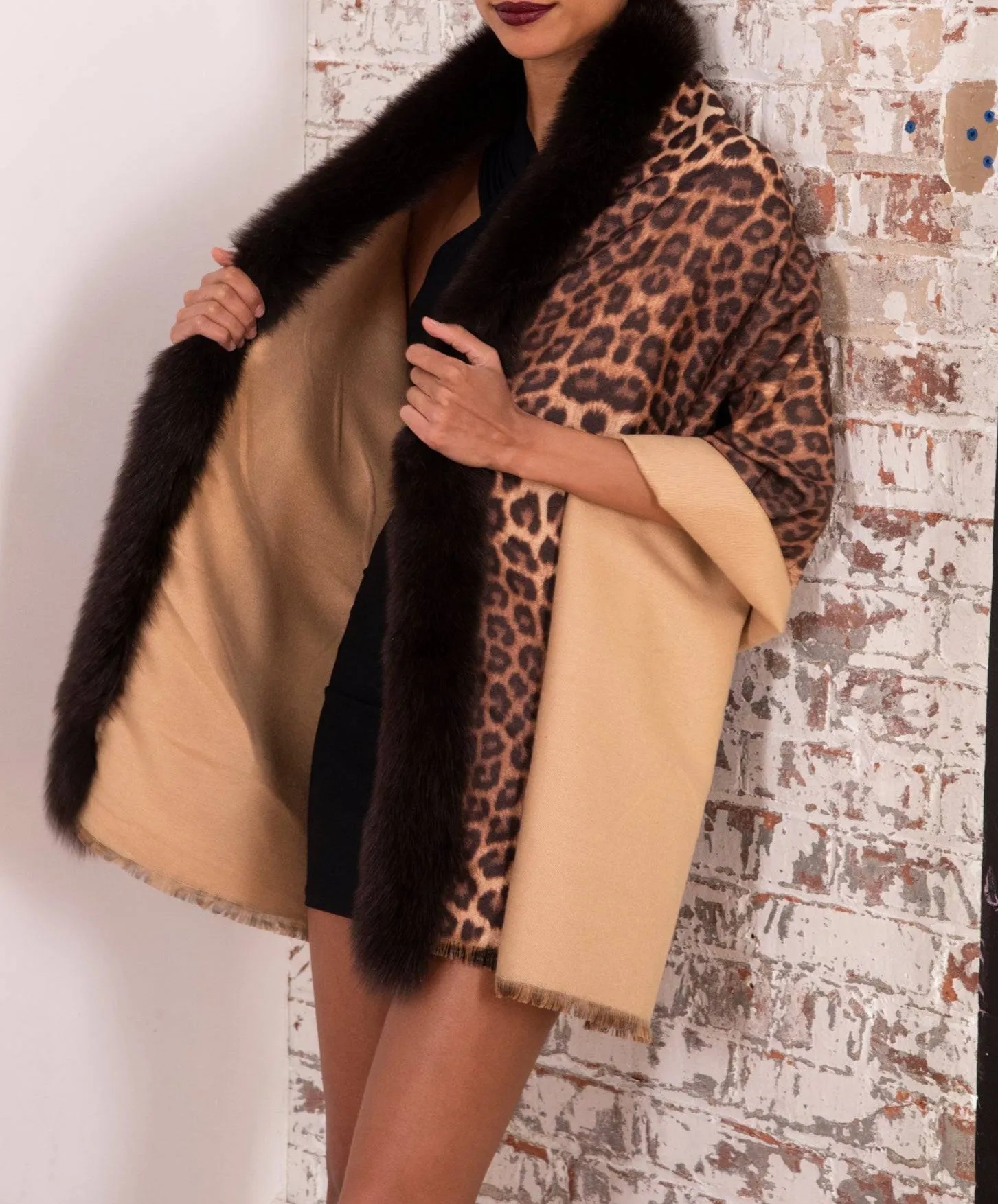 Stylish Wrap with Fox Fur Collar Trim | La Fiorentina